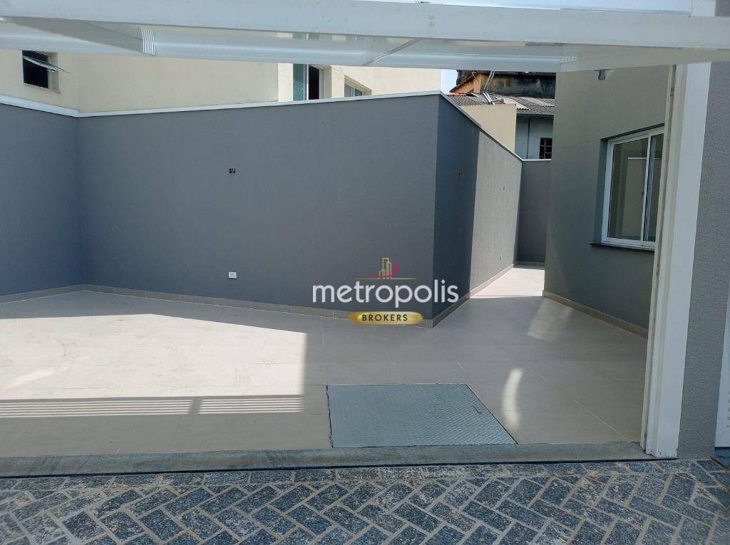 Sobrado à venda com 3 quartos, 200m² - Foto 2