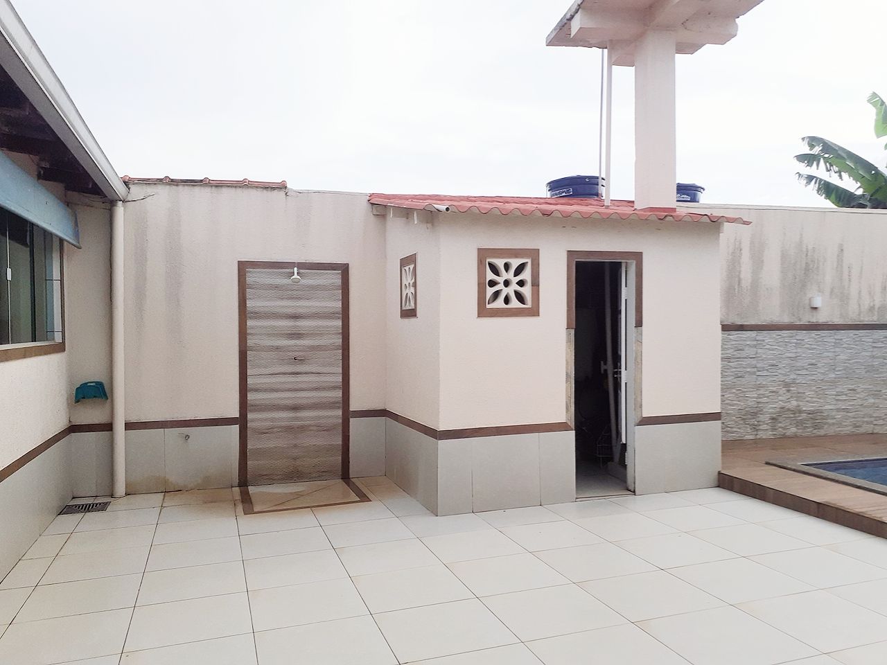 Casa à venda com 2 quartos, 300m² - Foto 18