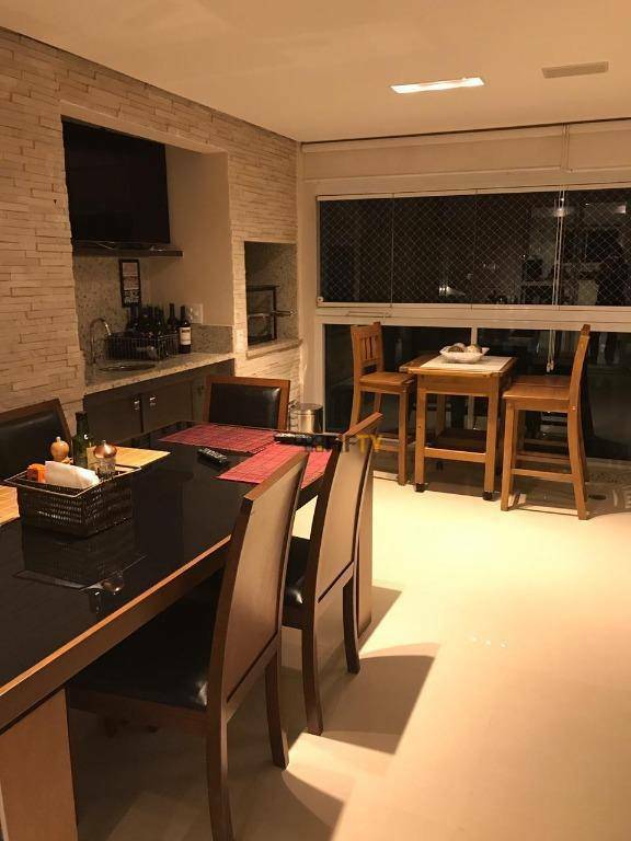 Apartamento à venda com 4 quartos, 204m² - Foto 14