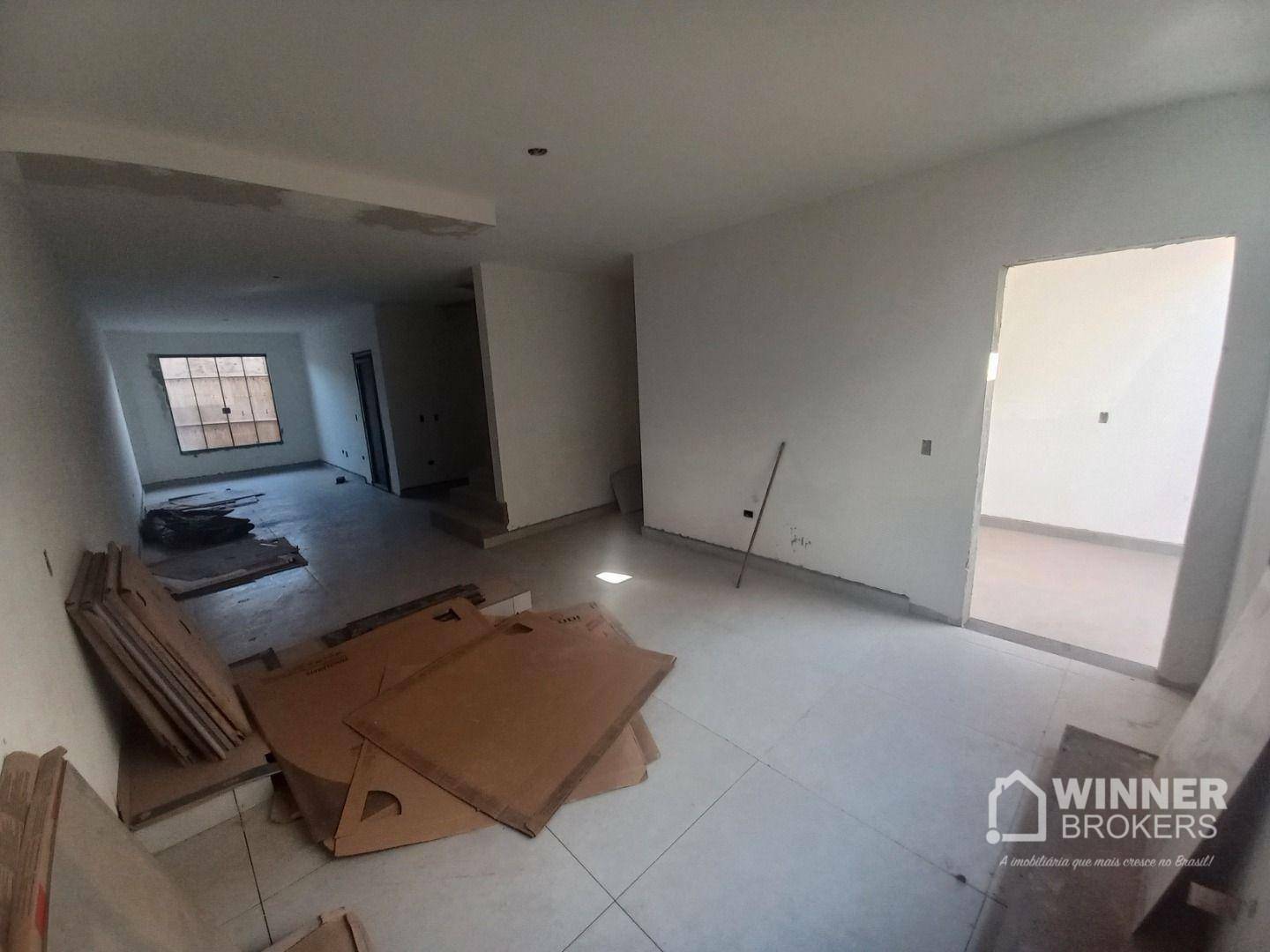 Sobrado para alugar com 3 quartos, 200m² - Foto 4