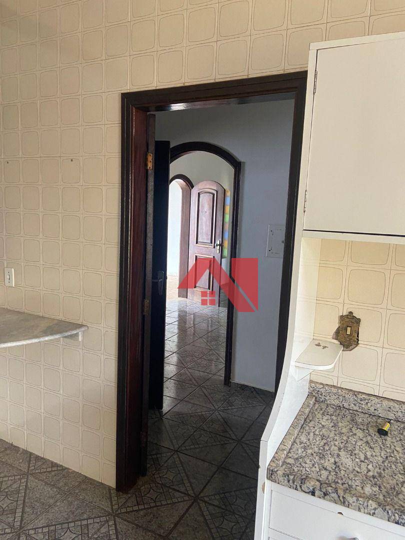 Casa à venda com 2 quartos, 100m² - Foto 19