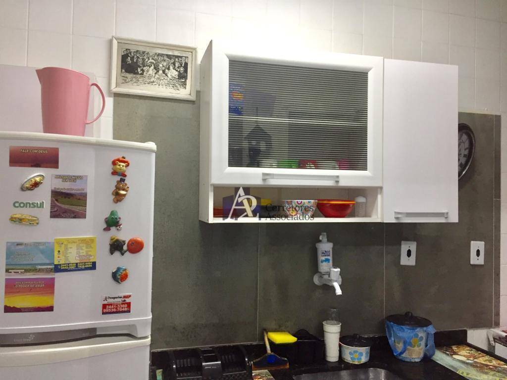 Apartamento à venda com 2 quartos, 55m² - Foto 13