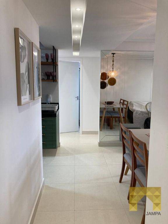 Apartamento à venda com 2 quartos, 64m² - Foto 11