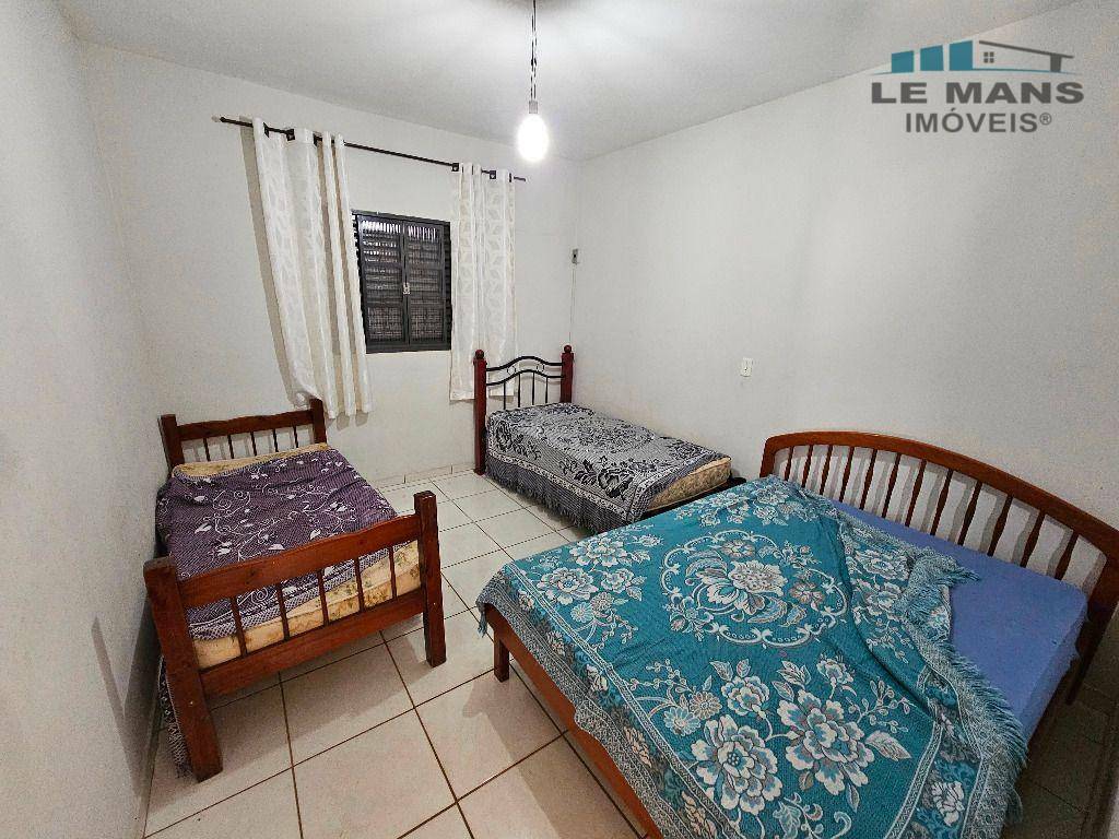 Chácara à venda com 4 quartos, 350m² - Foto 42