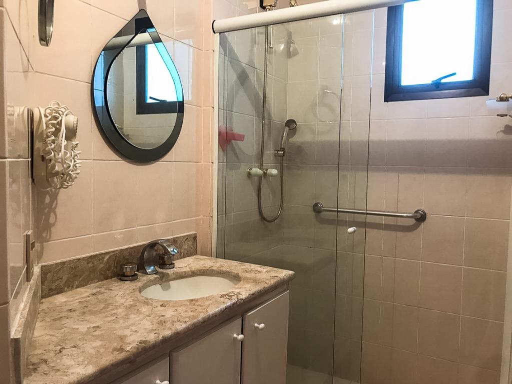 Apartamento à venda com 3 quartos, 190m² - Foto 13