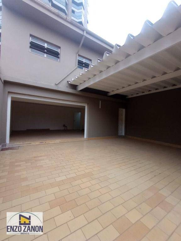 Sobrado para alugar com 3 quartos, 350m² - Foto 4