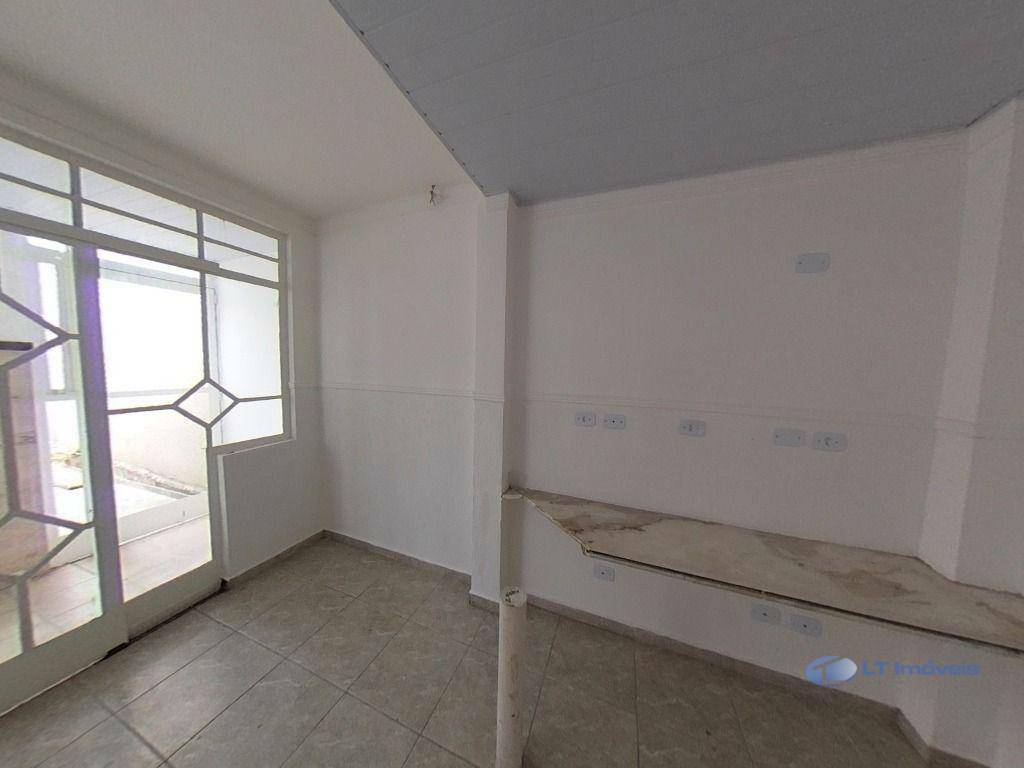 Casa para alugar com 3 quartos, 112m² - Foto 15