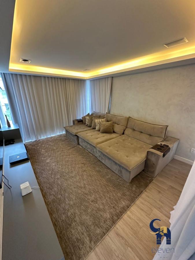 Casa à venda com 4 quartos, 265m² - Foto 11