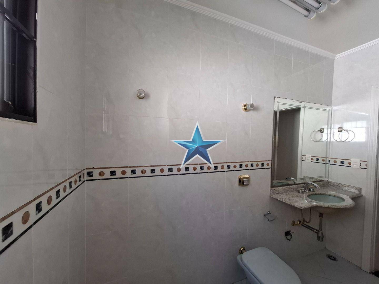 Sobrado à venda e aluguel com 3 quartos, 223M2 - Foto 20