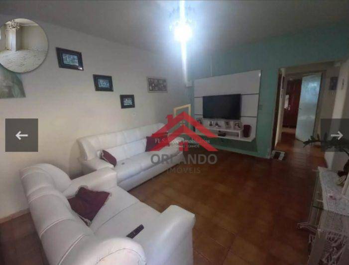 Casa à venda com 4 quartos, 130m² - Foto 3