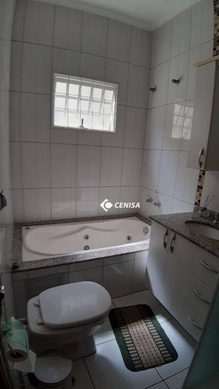 Casa à venda com 3 quartos, 190m² - Foto 13