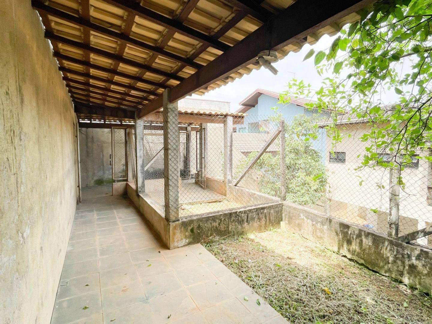 Casa de Condomínio à venda com 6 quartos, 448m² - Foto 13