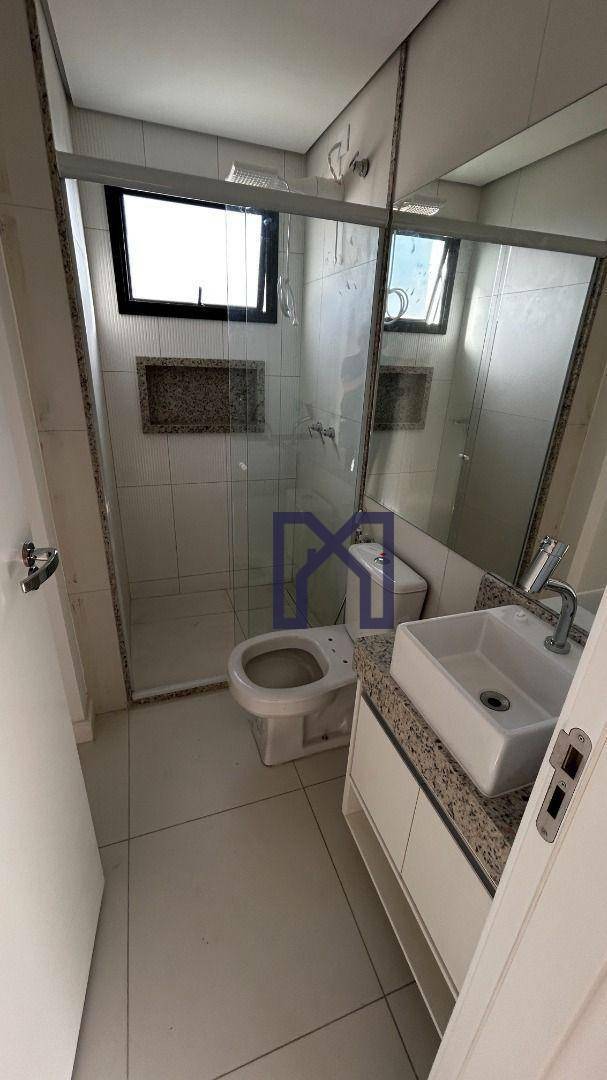 Apartamento à venda com 2 quartos, 75m² - Foto 18