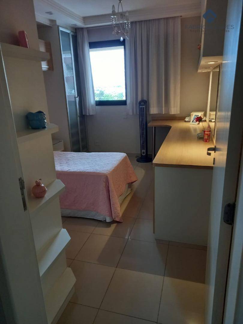 Apartamento à venda com 3 quartos, 154m² - Foto 30