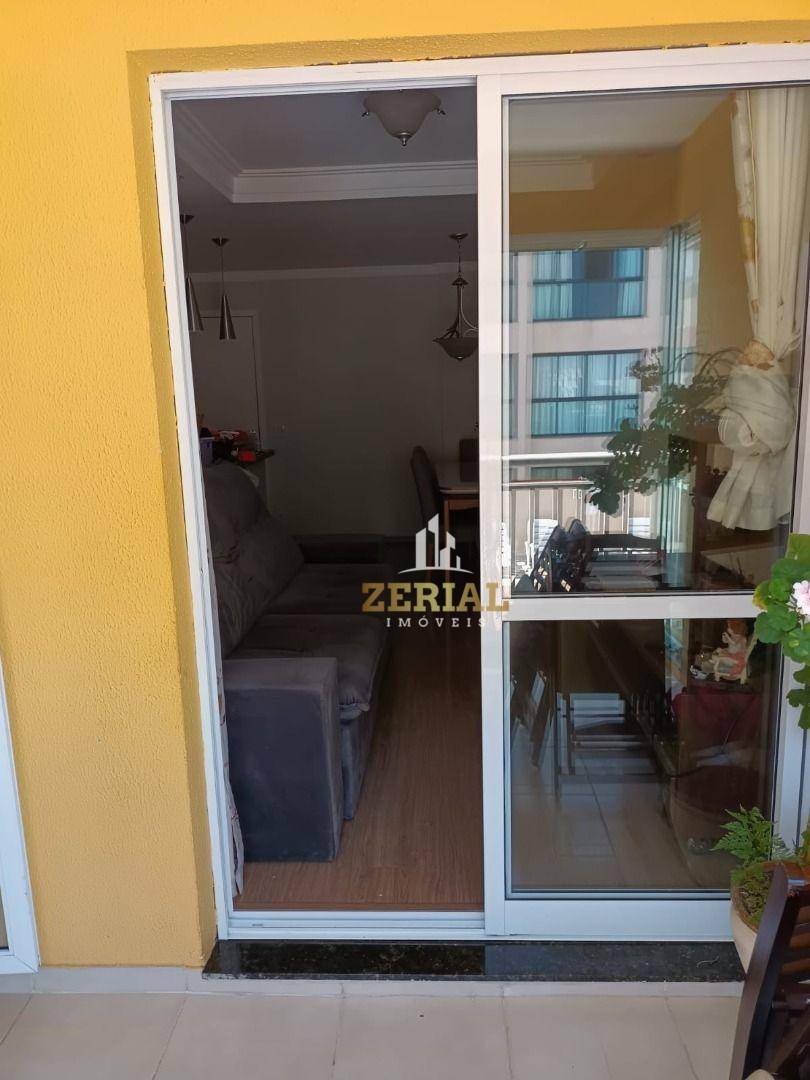 Apartamento à venda com 2 quartos, 67m² - Foto 3