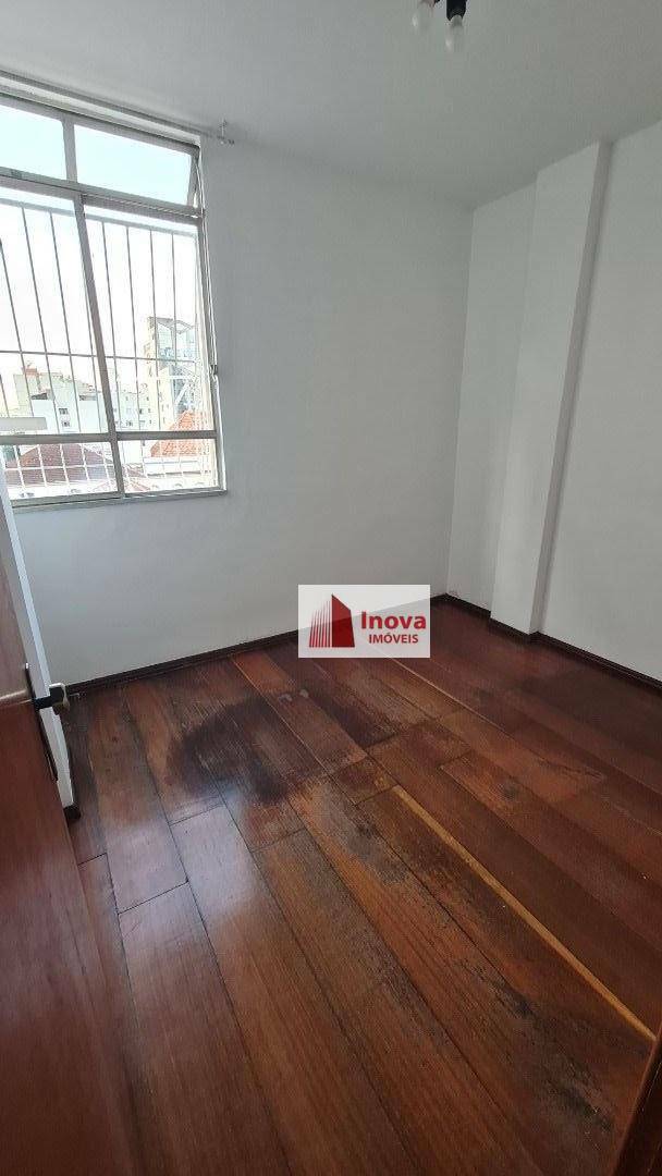 Apartamento à venda com 2 quartos, 60m² - Foto 14