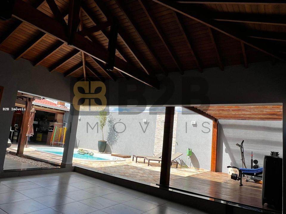 Casa à venda com 2 quartos, 197m² - Foto 20