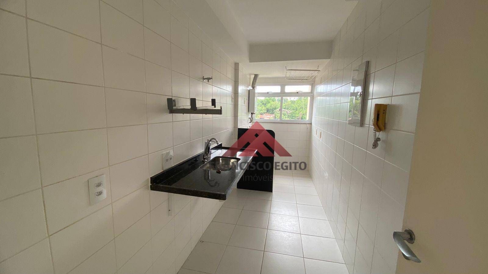 Apartamento à venda com 2 quartos, 66m² - Foto 14