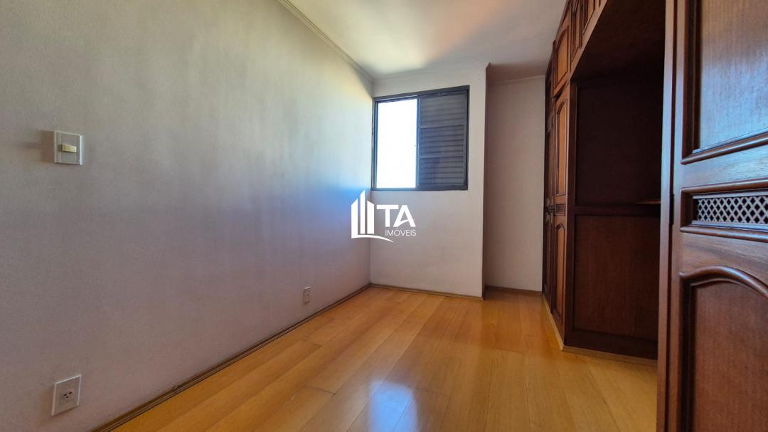 Apartamento à venda com 2 quartos, 65m² - Foto 14