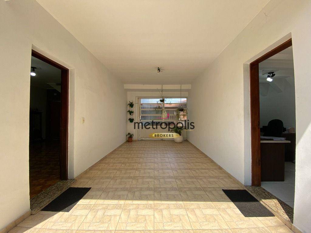 Sobrado à venda com 3 quartos, 209m² - Foto 2