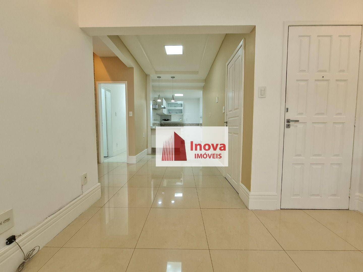 Apartamento à venda com 3 quartos, 140m² - Foto 6