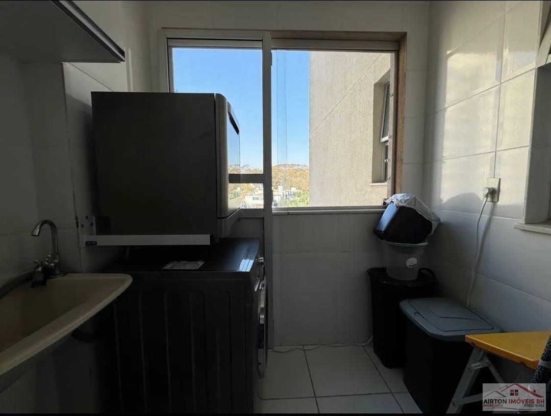 Apartamento à venda com 3 quartos, 80m² - Foto 2