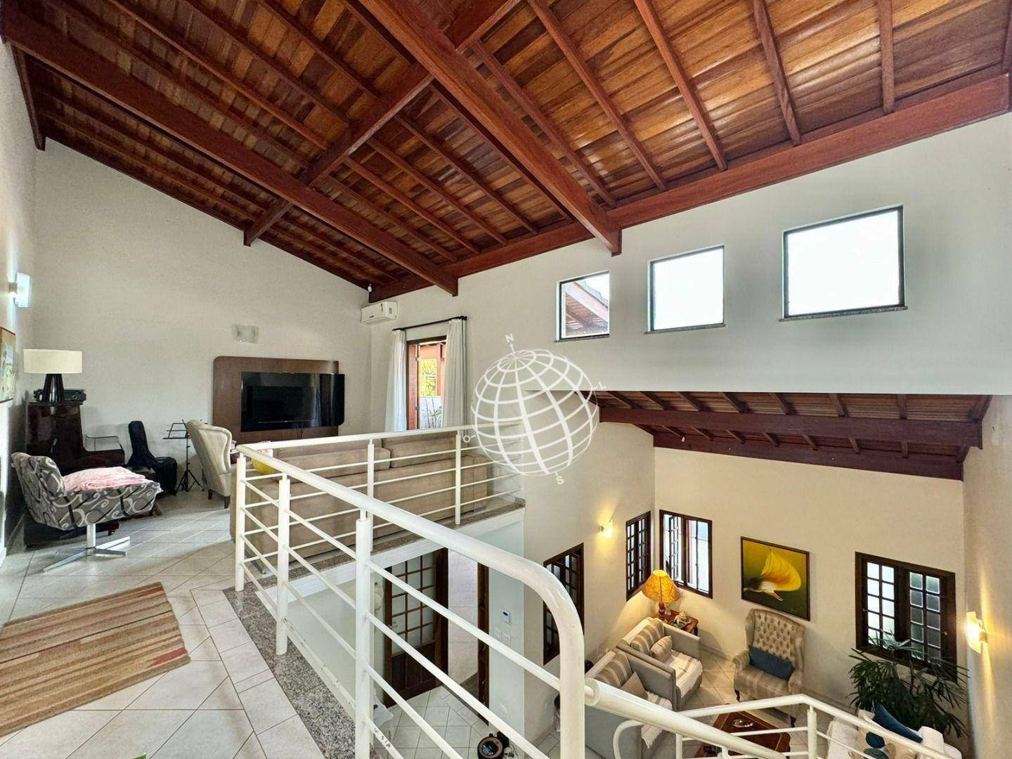 Casa à venda com 4 quartos, 246m² - Foto 14