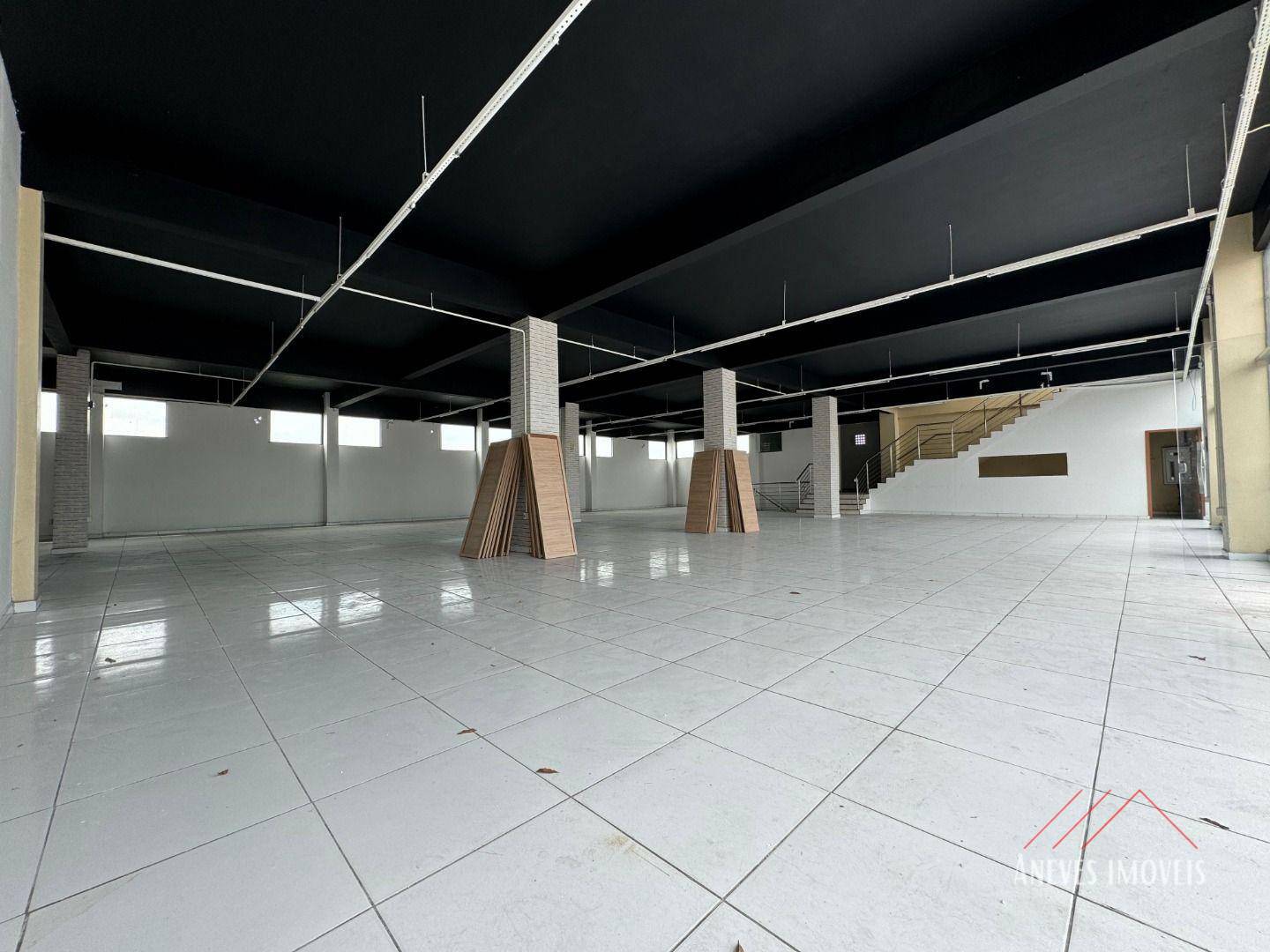 Prédio Inteiro para alugar, 513m² - Foto 2