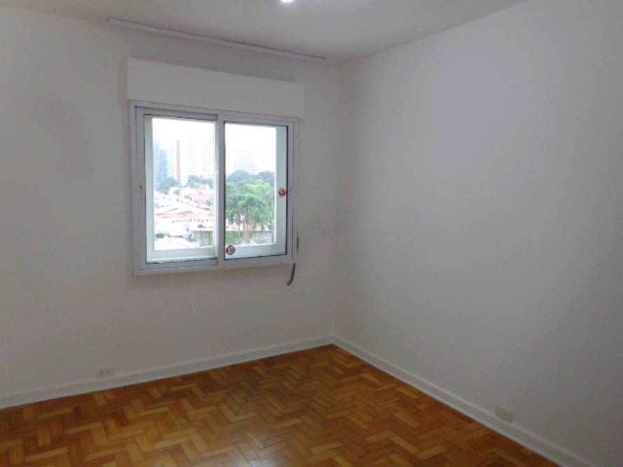 Apartamento para alugar com 2 quartos, 104m² - Foto 9