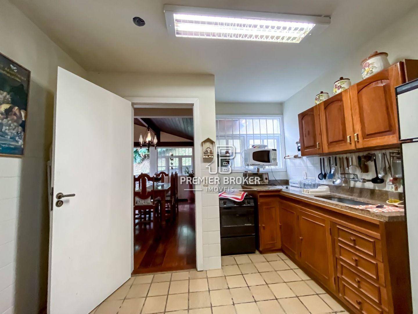 Casa de Condomínio à venda com 3 quartos, 150m² - Foto 9