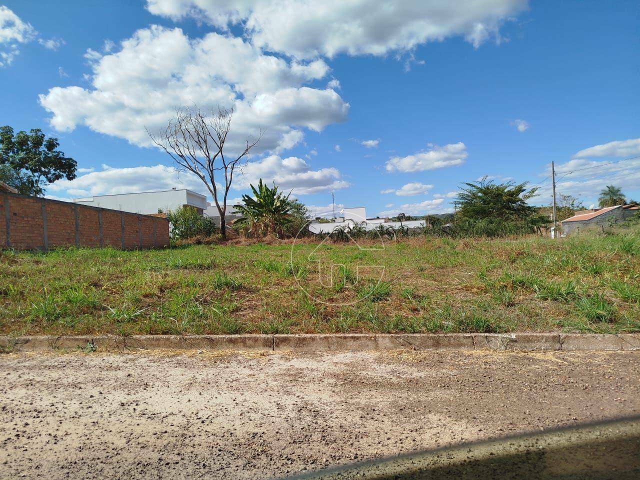 Terreno à venda, 360M2 - Foto 1