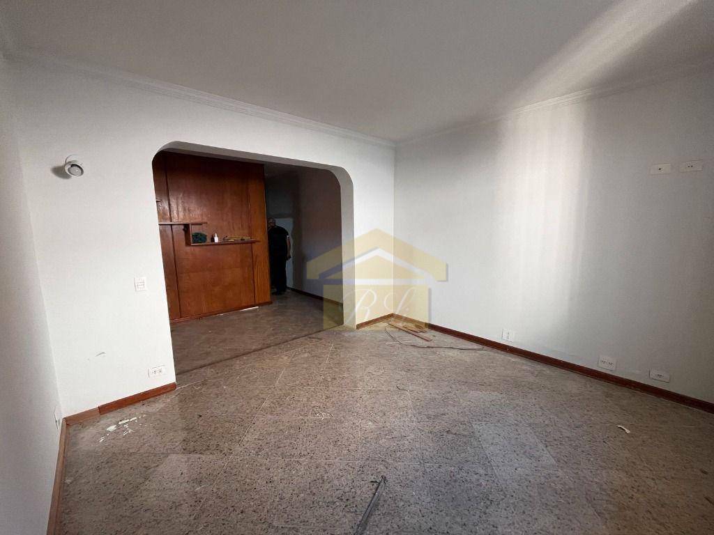 Sobrado para alugar com 3 quartos, 191m² - Foto 13