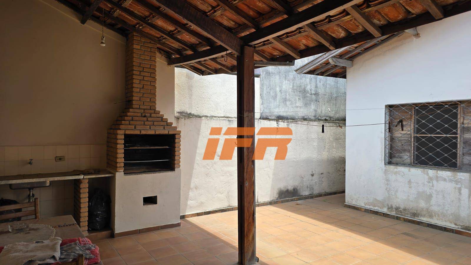 Casa à venda com 3 quartos, 180m² - Foto 13