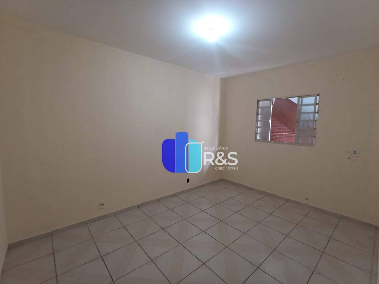 Casa para alugar com 1 quarto, 35m² - Foto 5