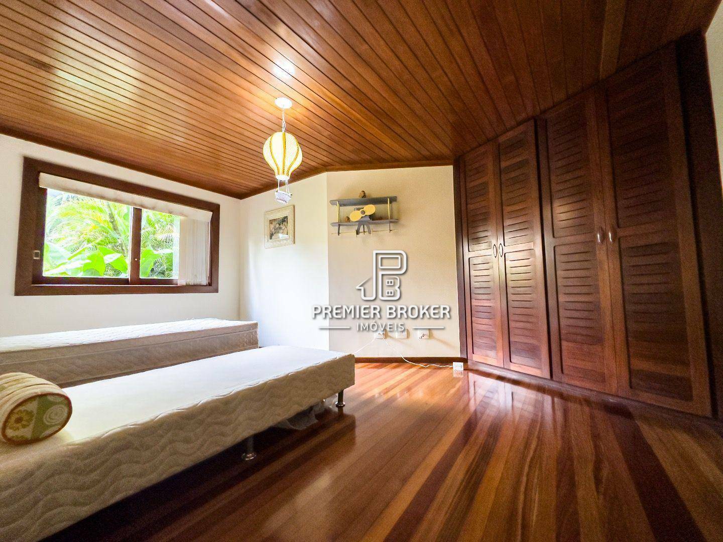 Casa de Condomínio à venda com 6 quartos, 600m² - Foto 22