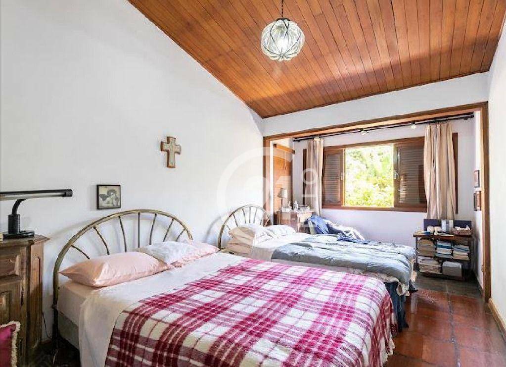 Casa à venda com 3 quartos, 250m² - Foto 21