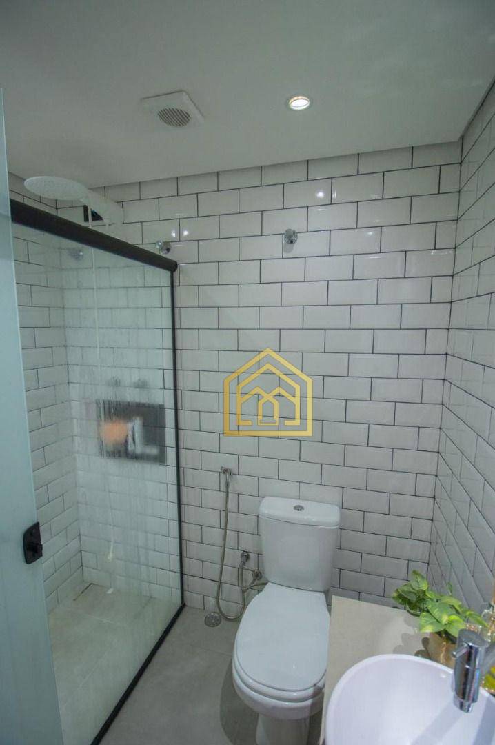 Sobrado à venda com 4 quartos, 230m² - Foto 13