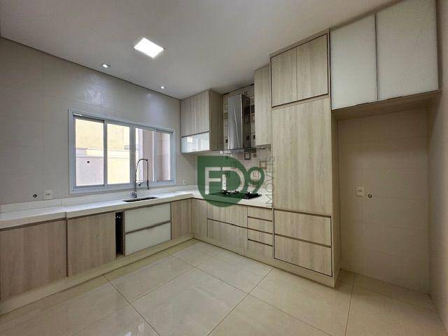 Casa de Condomínio à venda com 3 quartos, 330m² - Foto 38