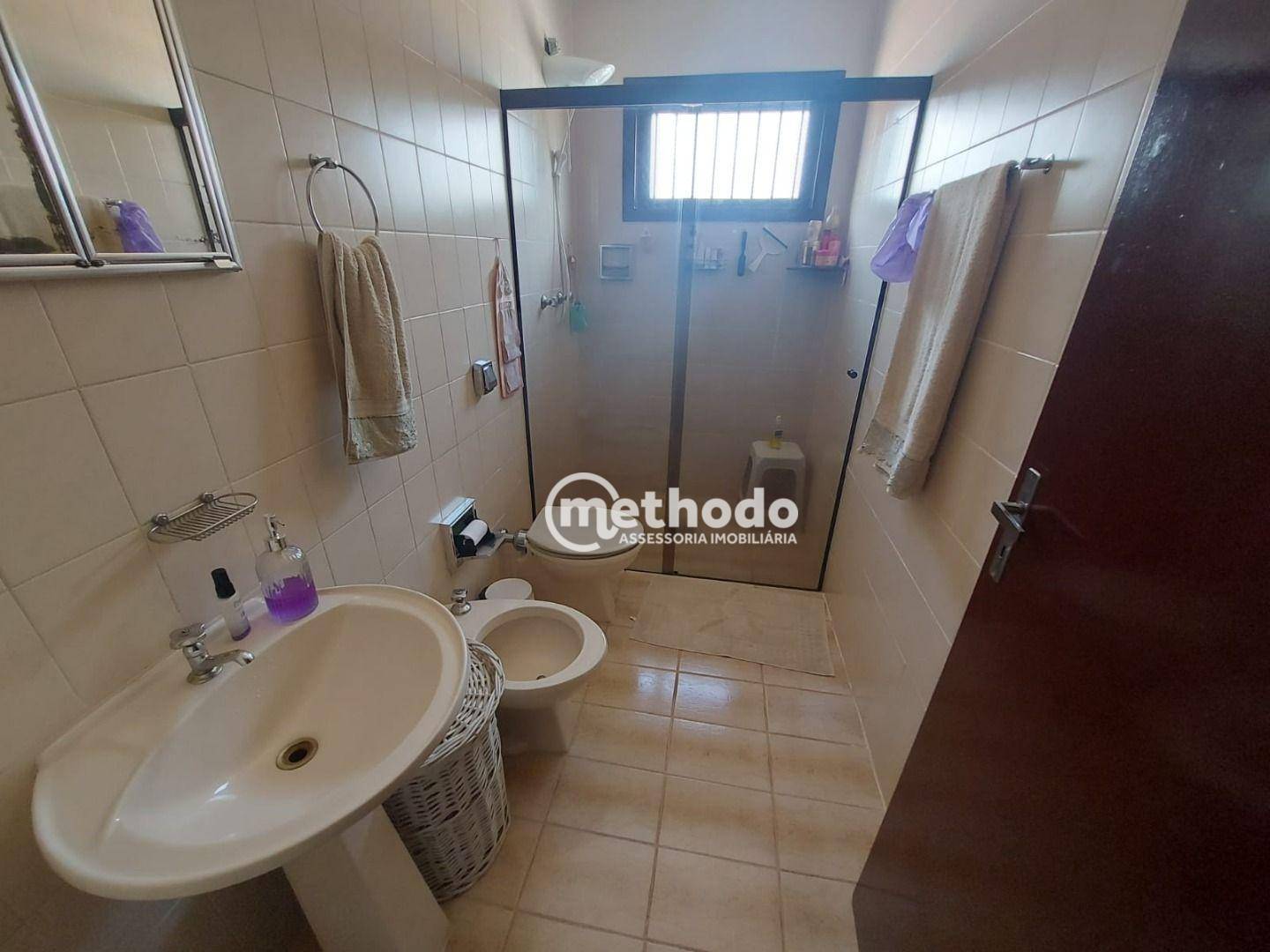 Casa à venda com 3 quartos, 213m² - Foto 9