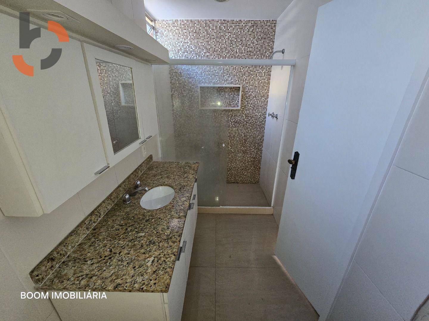 Apartamento para alugar com 3 quartos, 188m² - Foto 16