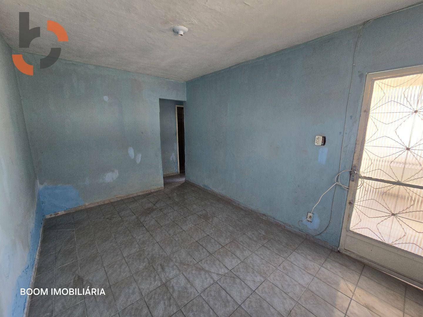 Casa à venda com 2 quartos, 98m² - Foto 3