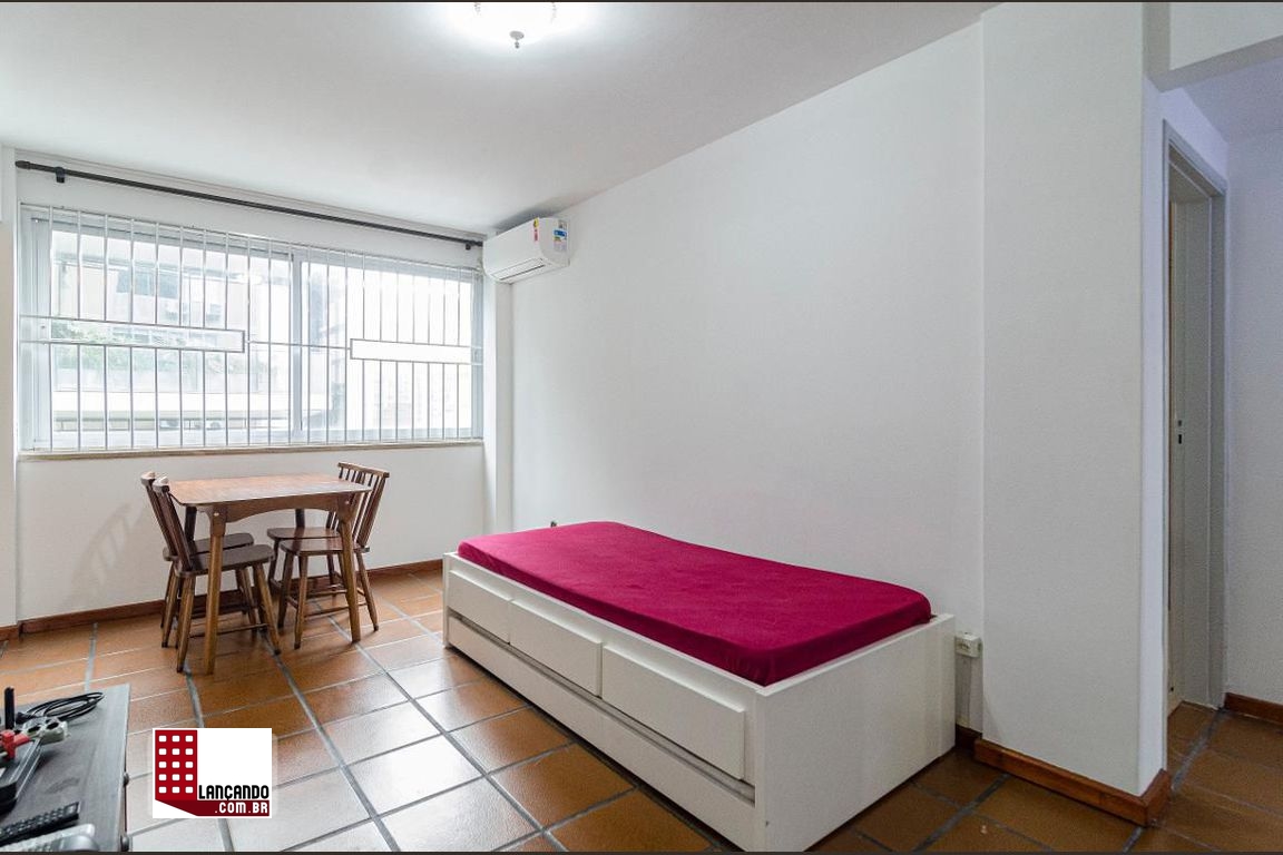 Apartamento à venda com 2 quartos, 78m² - Foto 1