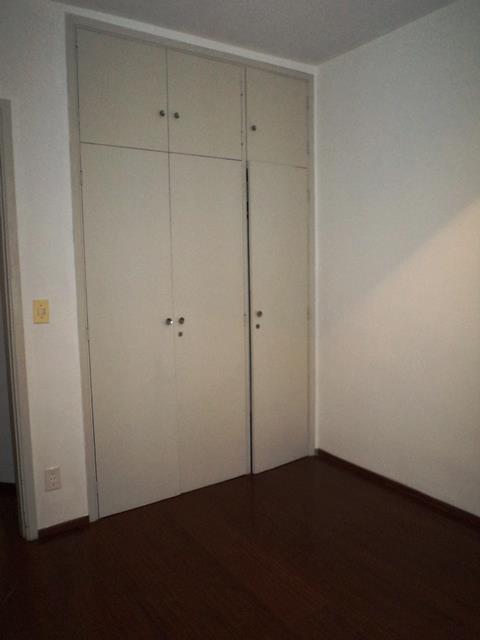 Apartamento à venda com 2 quartos, 74m² - Foto 3