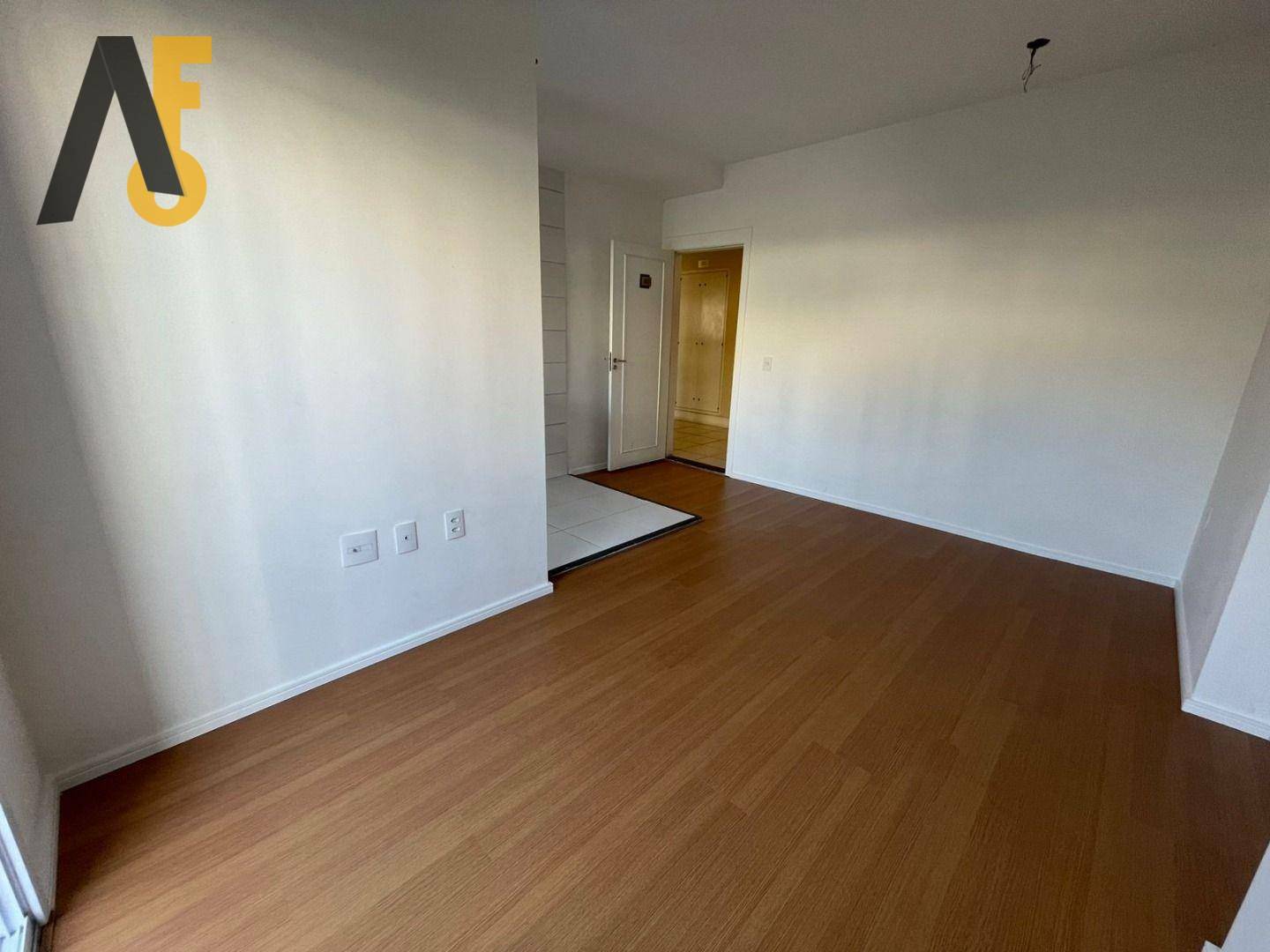 Apartamento à venda com 1 quarto, 44m² - Foto 4