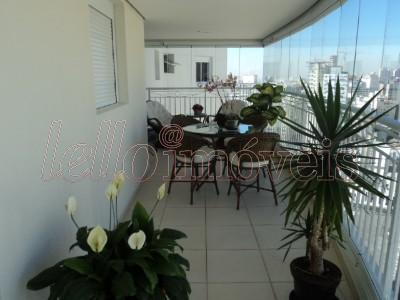 Apartamento para alugar com 3 quartos, 136m² - Foto 5