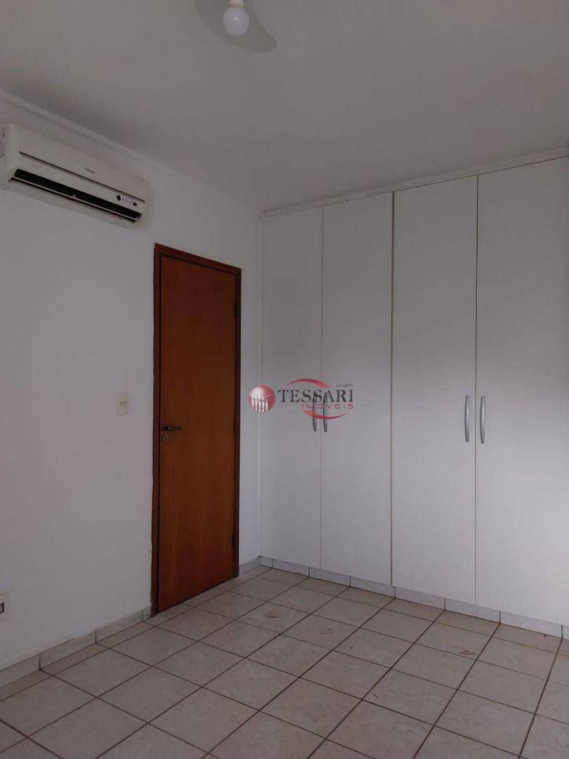 Apartamento para alugar com 3 quartos, 95m² - Foto 16