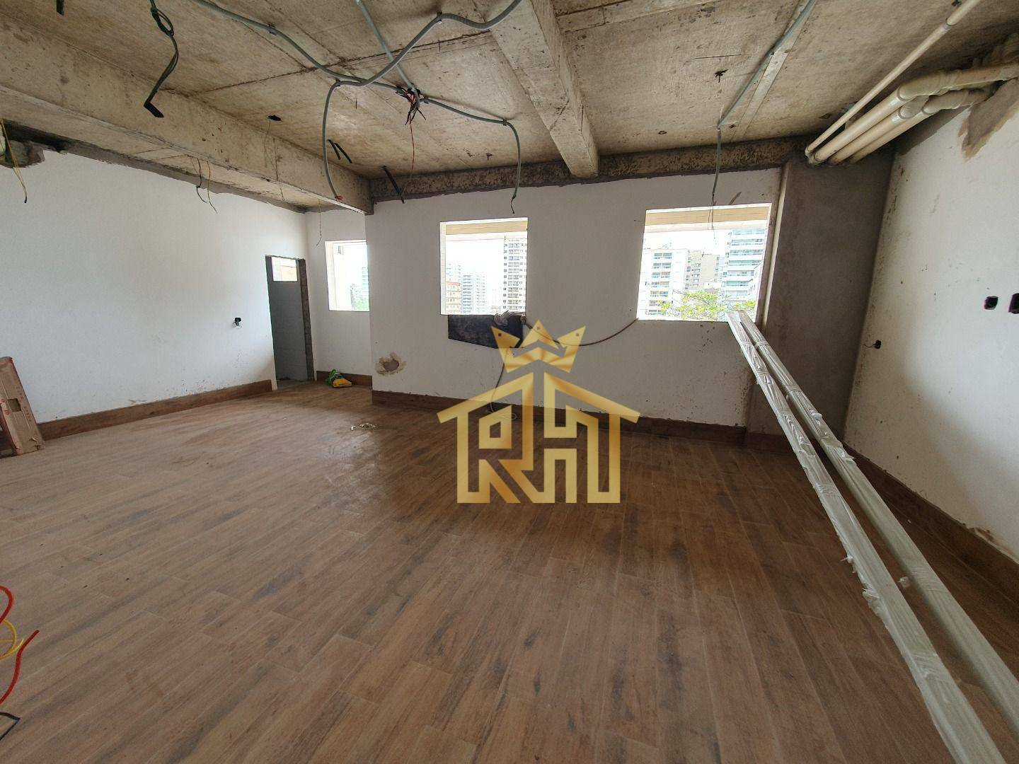 Apartamento à venda com 3 quartos, 143m² - Foto 35