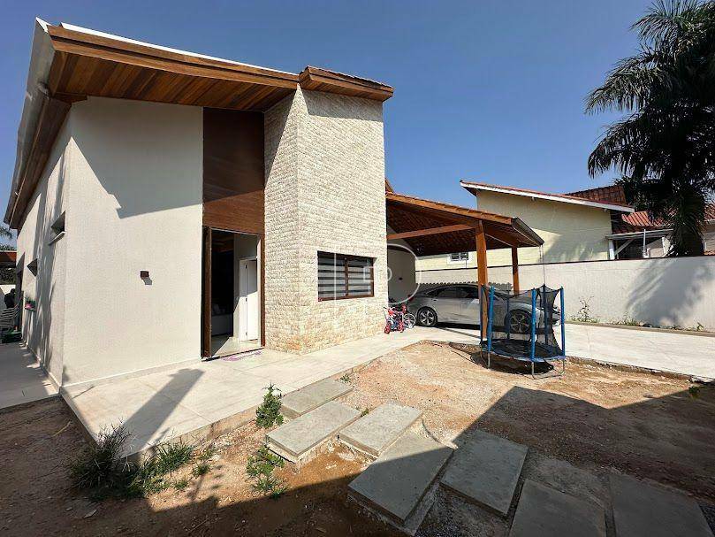 Casa à venda com 4 quartos, 240m² - Foto 38