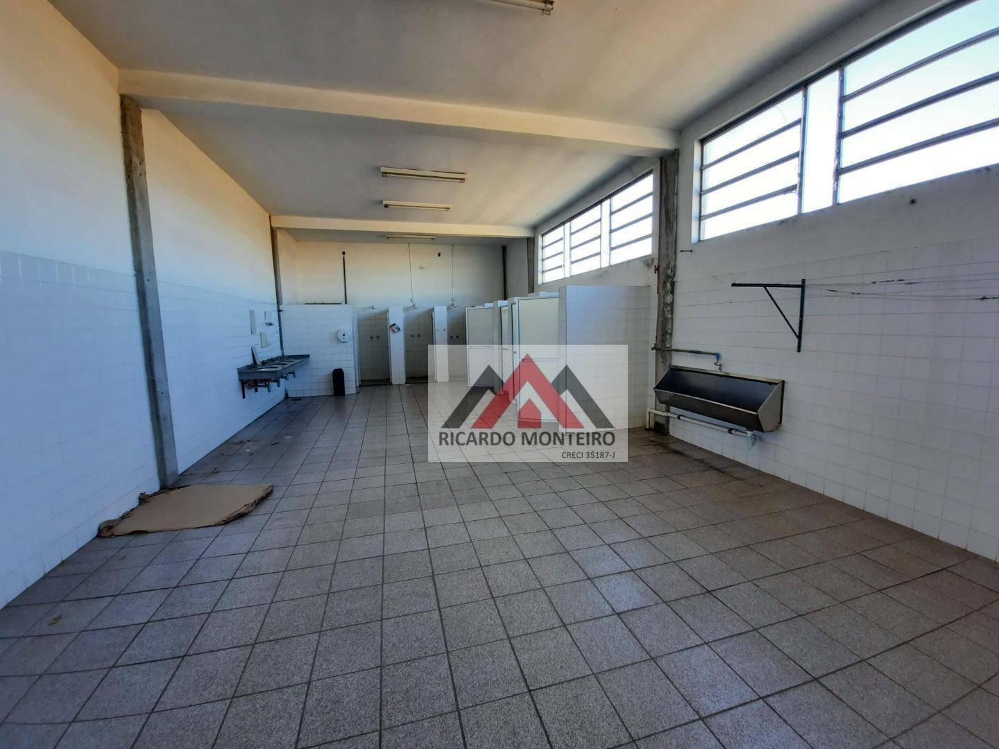 Depósito-Galpão-Armazém para alugar, 2500m² - Foto 30