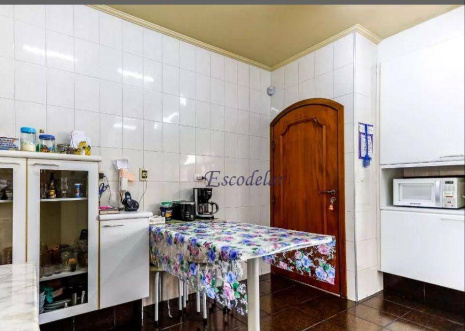 Sobrado à venda com 3 quartos, 236m² - Foto 7